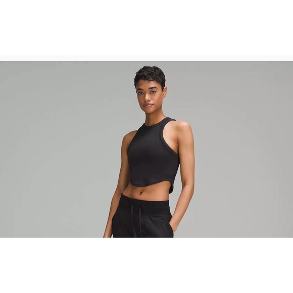 Lululemon hold tight cropped black tank size 12 NWT - Picture 2 of 4